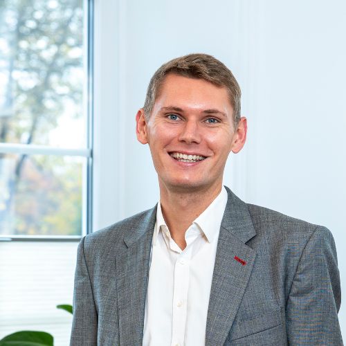 Maximilian Scheer